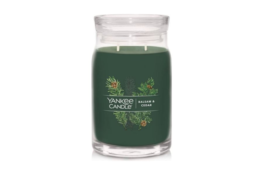 Yankee Candle Balsam and Cedar large jar candle